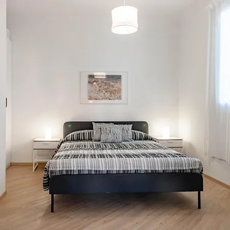 H11 Nido Del Gabbiano Centro - * San Remo