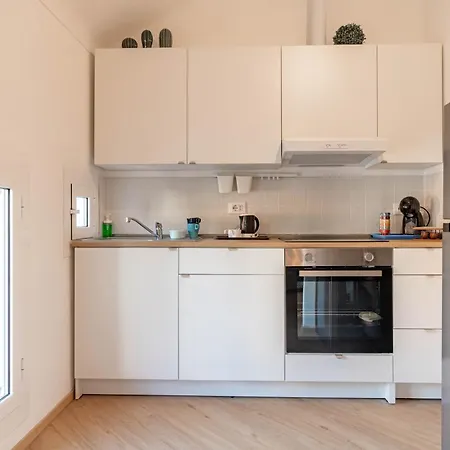 H11 Nido Del Gabbiano Centro - *