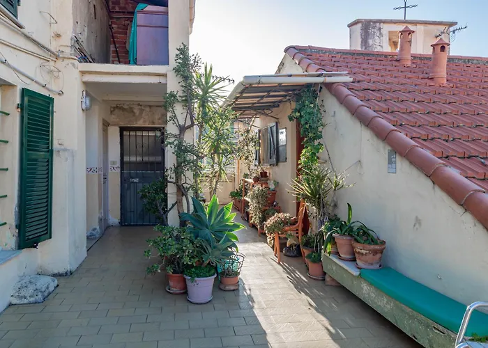 H11 Nido Del Gabbiano Centro - San Remo